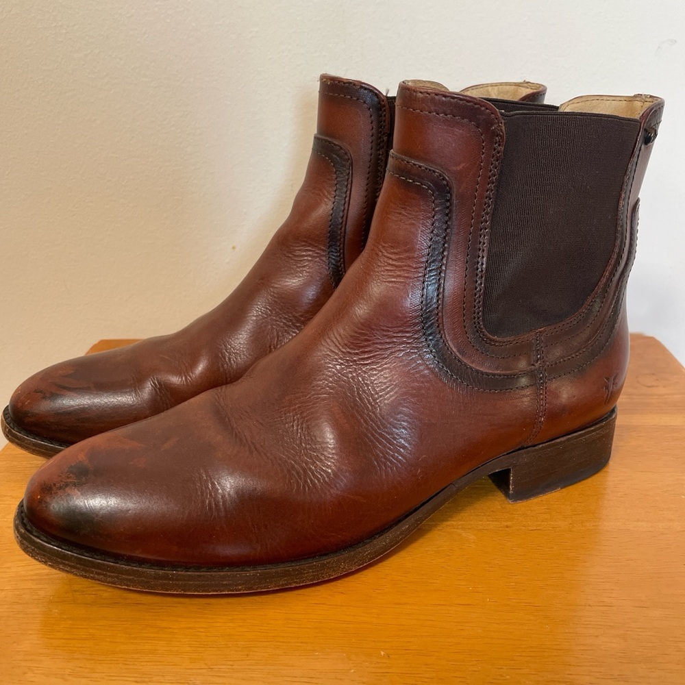 FRYE Chestnut Brown Chelsea Boots
